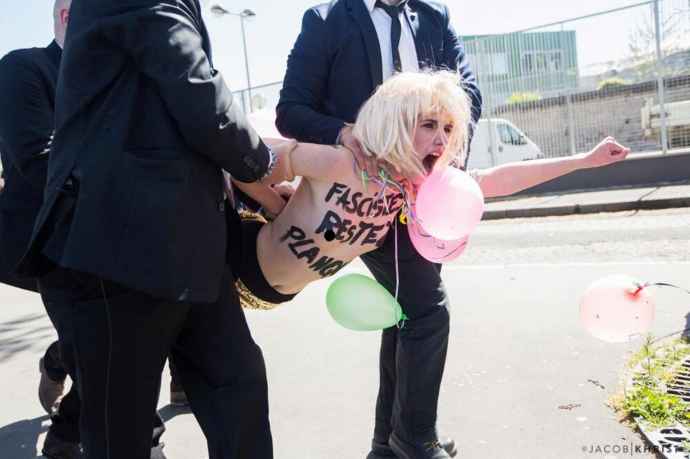 1643 femen 5