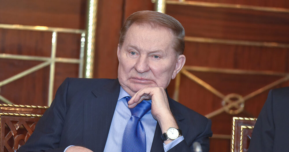 <i>Ретроспектива.</i> Независимость под микроскопом: <i>2001-2002-й годы</i>