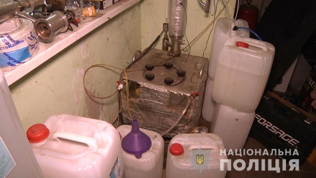 В Запорожье полицейские задержали самогонщика, – ФОТО