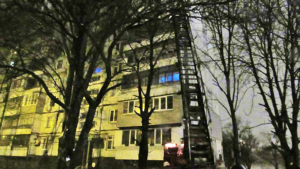 В Запорожье <i>ликвидировали</i> пожар <i>в жилом доме</i>, – ФОТО