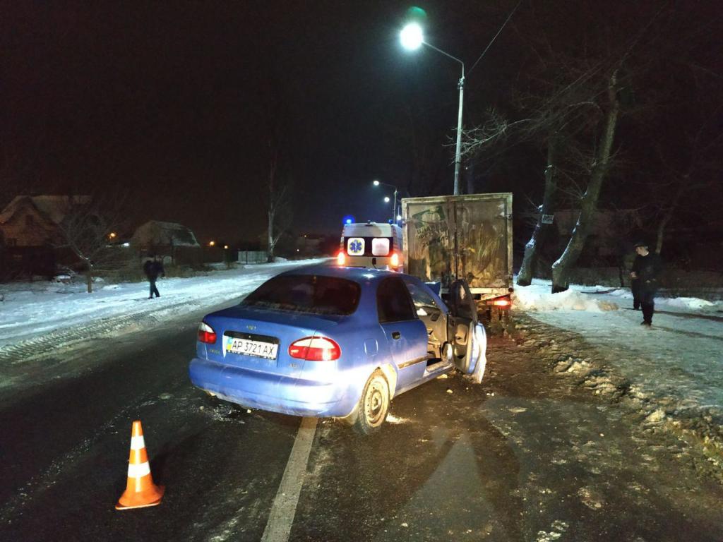 В Запорожье легковушка <i>влетела в "ГАЗель"</i>, - ФОТО