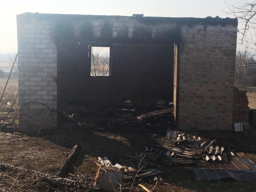 В Запорожской области <i>сгорел гараж</i>