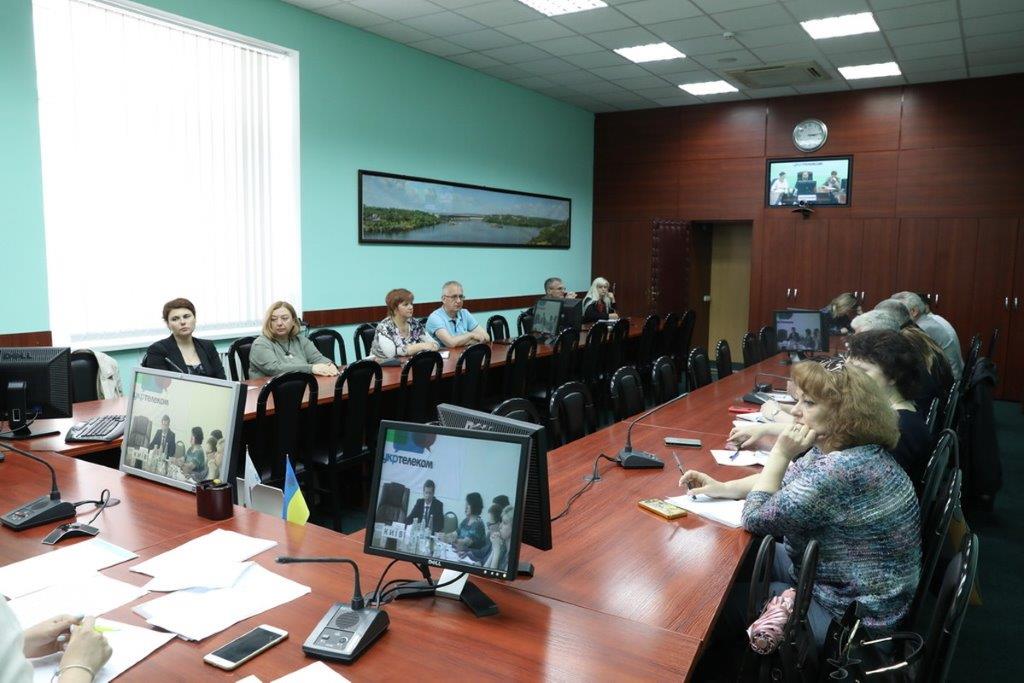 В Запорожье обсудили <i>вопросы оздоровления и отдыха детей</i> в текущем году