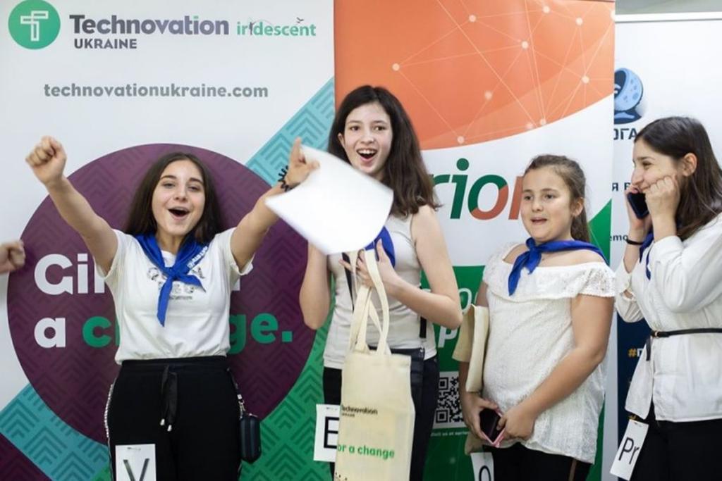 Запорожские школьницы <i>победили</i> в международном конкурсе <i>"Technovation Challenge Ukraine»</i>