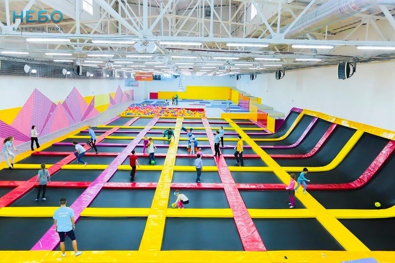 <i>В запорожском Fly Park</i> девочка сломала позвоночник