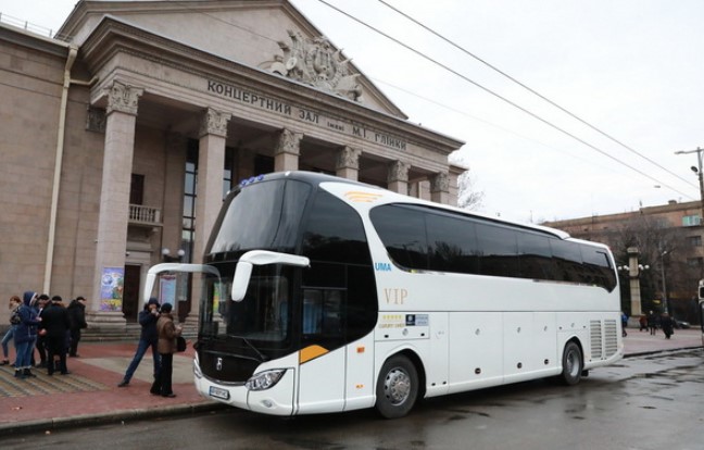 Запорожской филармонии подарили автобус класса "люкс" 6 avtobus glinki