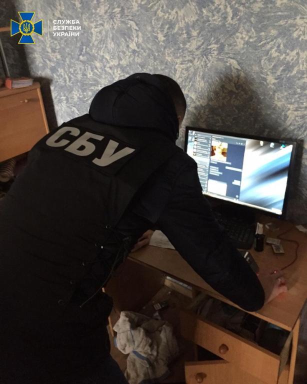 <i>В Запорожье со счетов «Укрпочты»</i> хакеры украли 200 тысяч