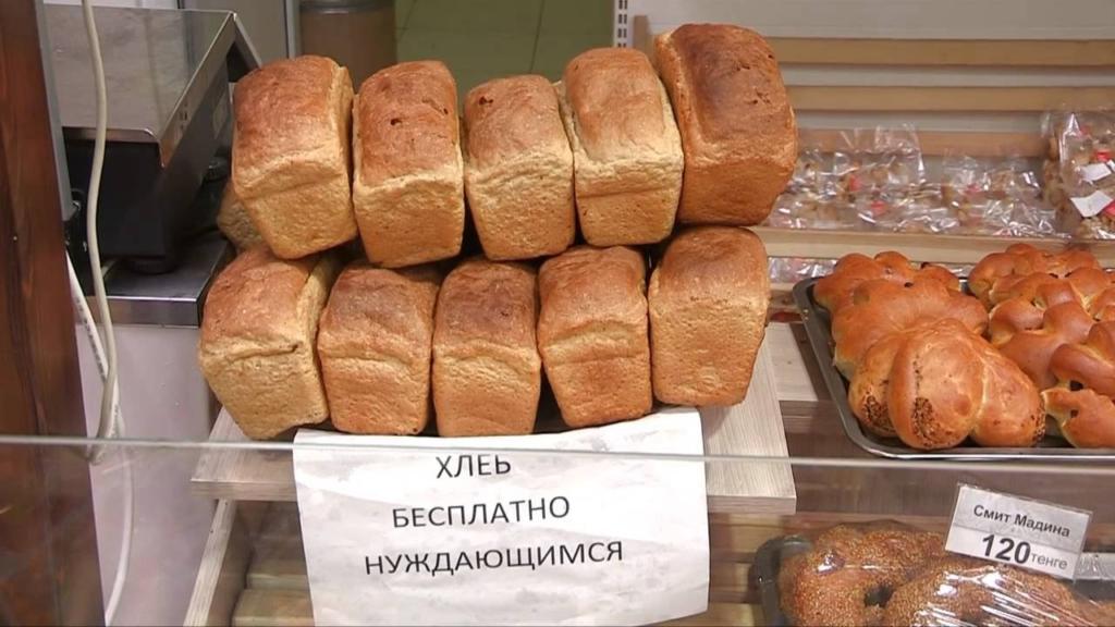 <i>«Бей его!»: в Запорожской области</i> люди дерутся за хлеб, -ВИДЕО