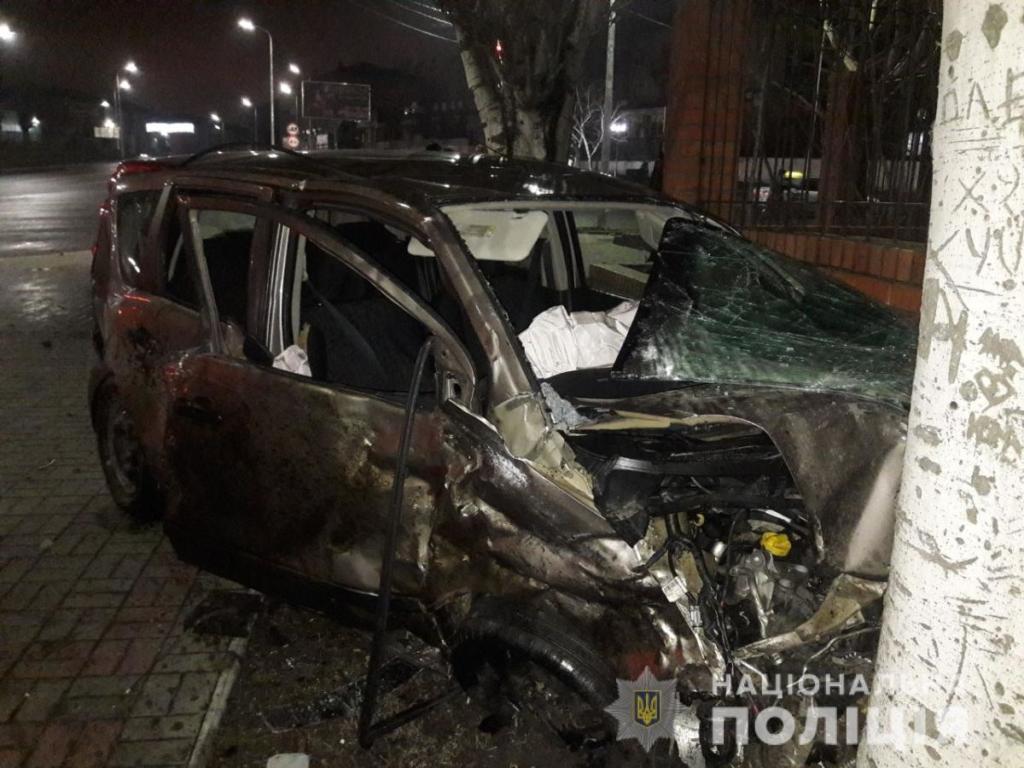 <i>В Мелитополе утром произошло </i>жуткое ДТП, -ВИДЕО