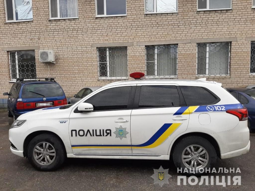 <i>В Запорожской области избили </i>полицейских и угнали служебное авто (ФОТО)
