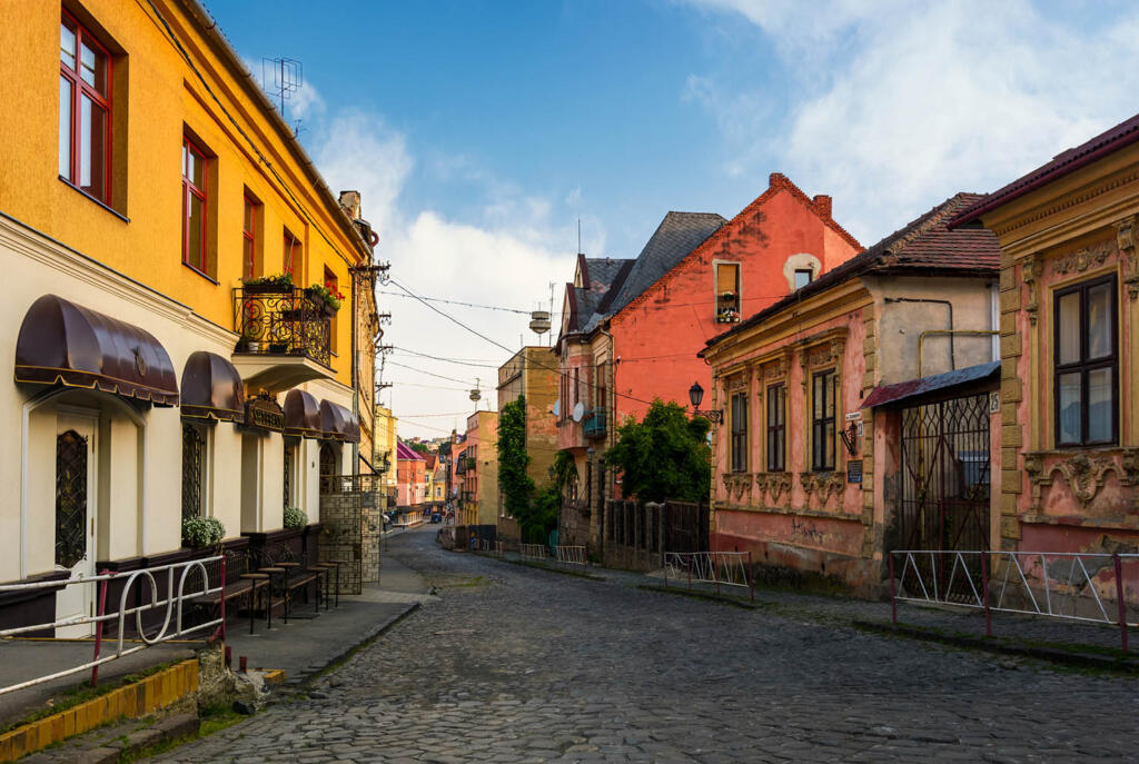 osnovnoj uzhgorod