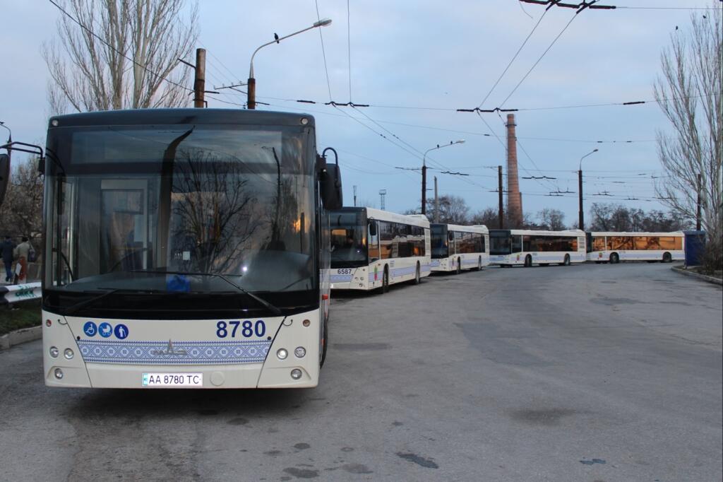 348974