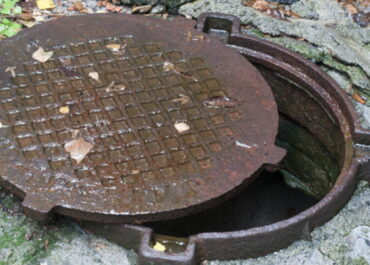 канализационный люк