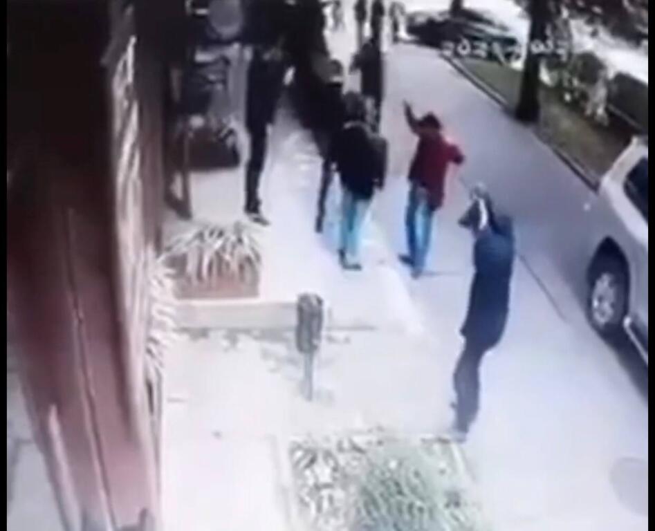 Убийство криминального авторитета в Черкассах:<i> появилось видео момента расправы</i>
