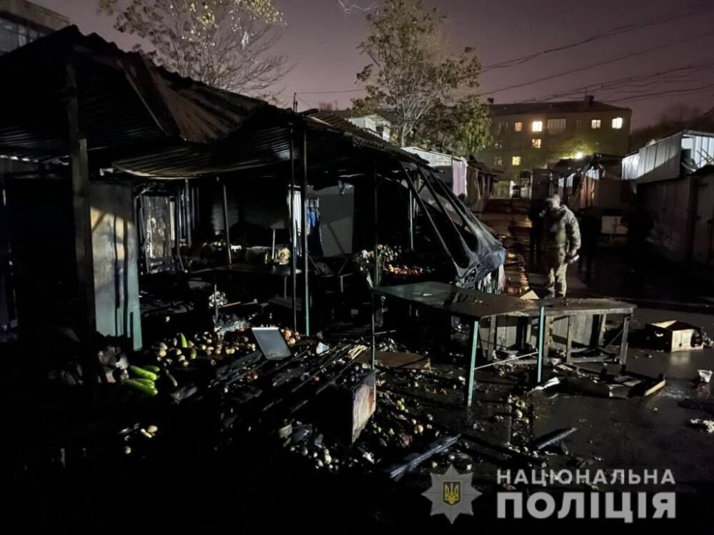 <i>Пожар на "Крытом рынке":</i> полицейские и спасатели прокомментировали происшествие, - ФОТО, ВИДЕО  