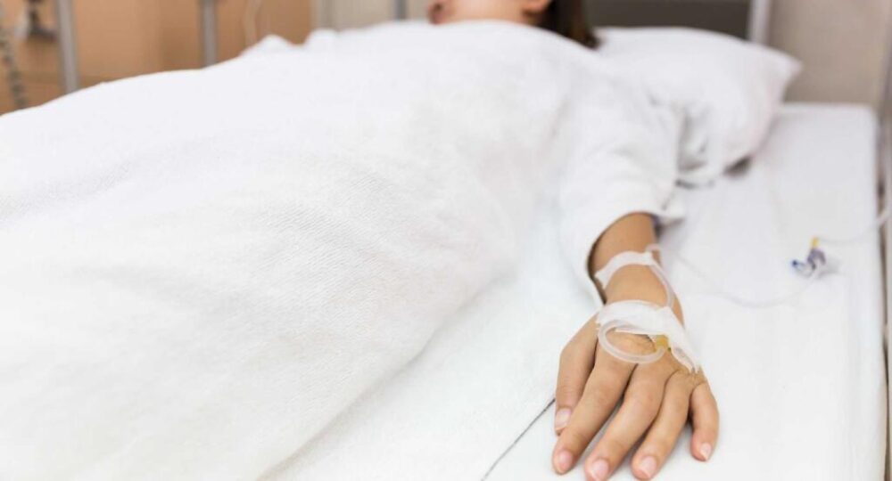 В Запорожье умерла женщина, которую реанимировала ее 12-летняя дочь