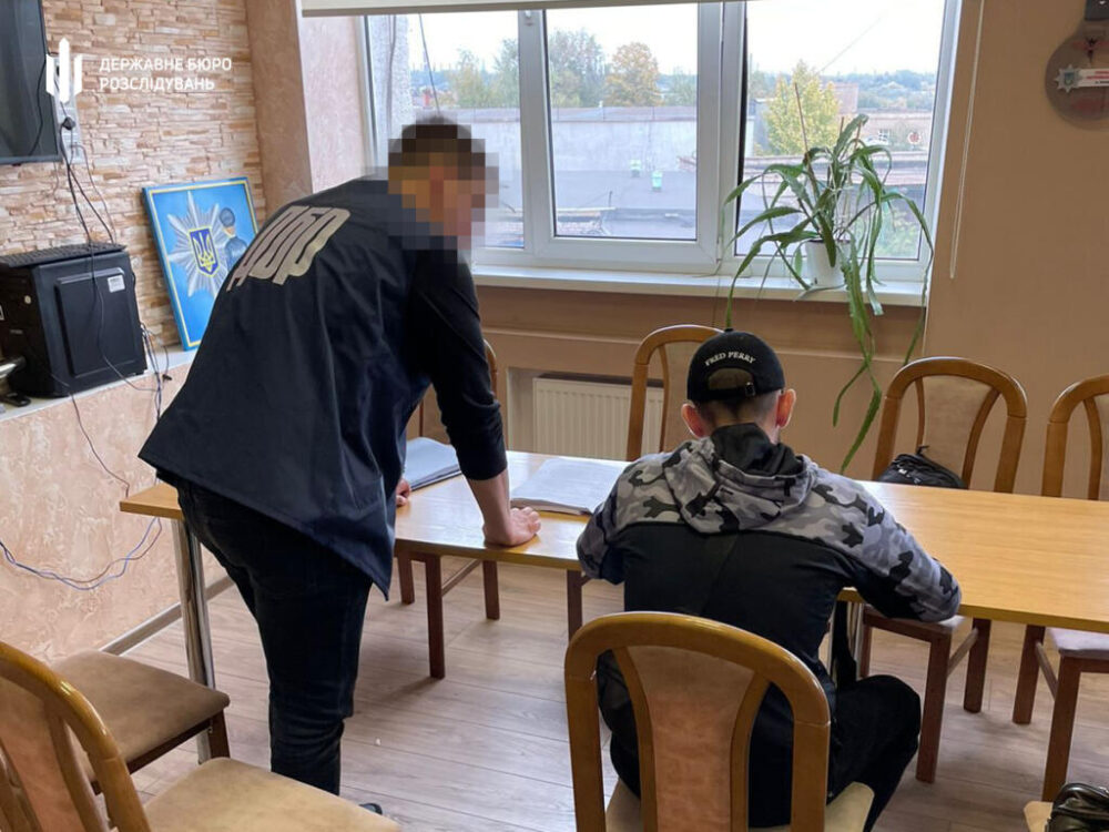 В Запорожье патрульные <i>превысили полномочия</i> и применили <i>силу против</i> граждан  