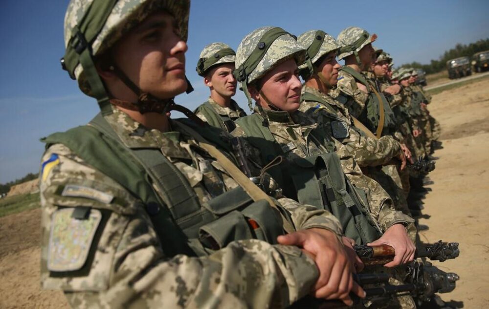 Стало відомо, кого ще можуть призвати на військову службу в Україні