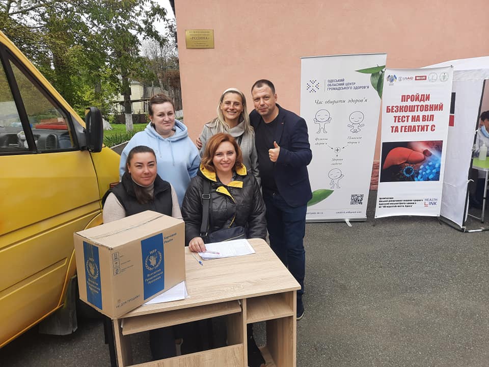 Як живуть ВІЛ-позитивні українці під час війни?