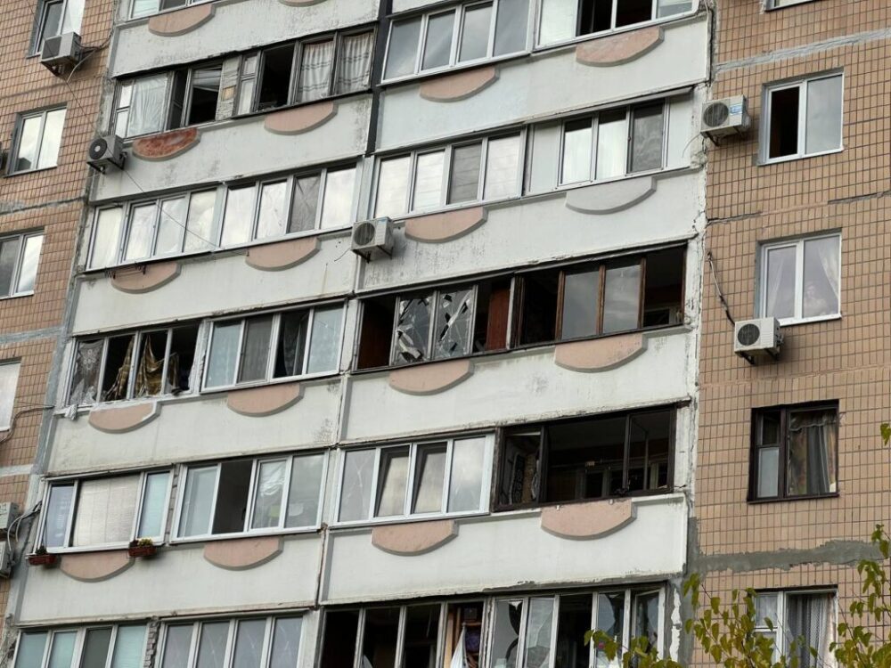 Цієї ночи РФ знов бомбила Запоріжжя: наслідки та ФОТОЗВІТ