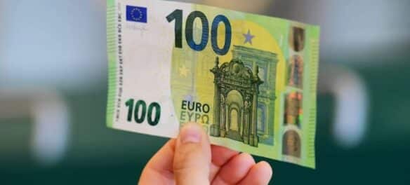 100 евро банкнота