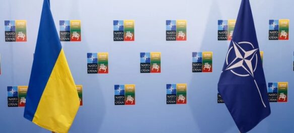 Прапори України на НАТО