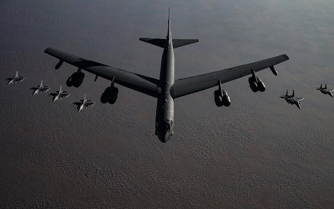 Катастрофа B-52 у США: загинули всі вісім осіб на борту 6 b 52 istrebiteli