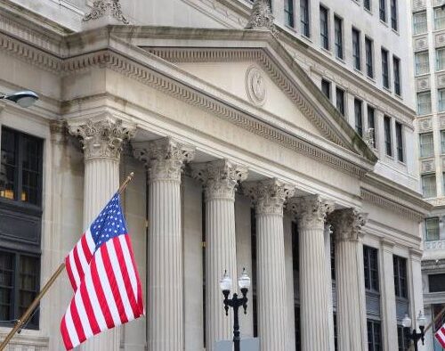 ФРС США залишила базову ставку без змін