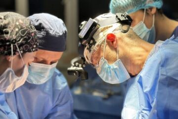 Нове життя під час війни: лікарі пересадили нирку 17-річному хлопцю