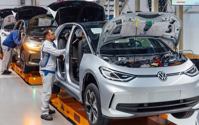 Volkswagen збирає Наглядову раду, щоб вирішити долю автогіганта на тлі кризи