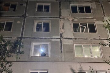 Нічна атака на Запоріжжя: російський удар пошкодив приватні будинки та багатоповерхівки