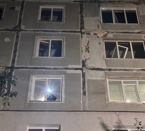 Нічна атака на Запоріжжя: російський удар пошкодив приватні будинки та багатоповерхівки