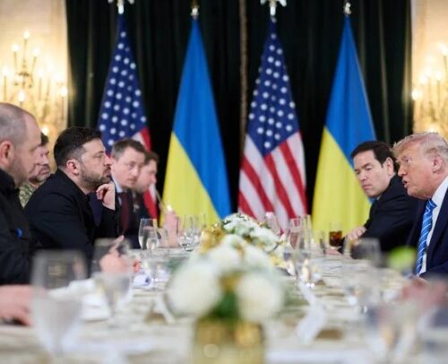 Мир будь-якою ціною: чому в Києві насторожено ставляться до переговорів США з Росією