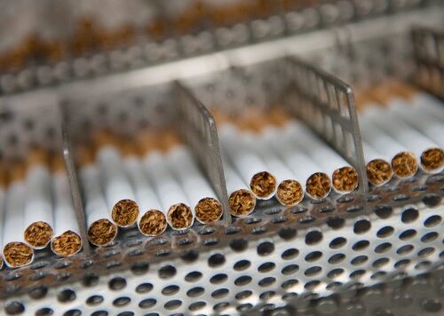Росіяни знищили склади JTI та Imperial Brands: чи буде дефіцит цигарок